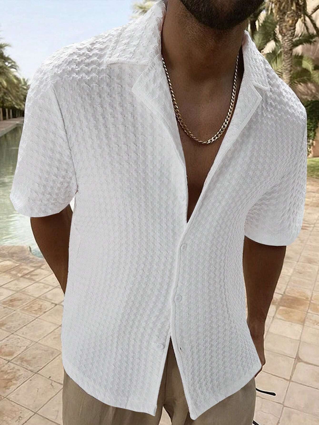 Manfinity Homme Men's Solid Button-Up Short Sleeve Casual Shirt - Ideal Gift for Boyfriend